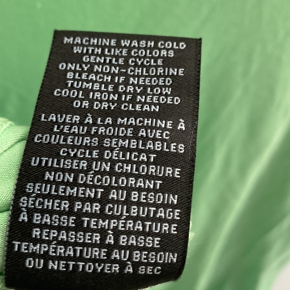 JOAN VASS V-neck Short Sleeve T-shirt In Spring Leaf, Size 2X, NWT - Picture 12 of 12